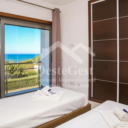 Βίλα Azinhanca Do Mar