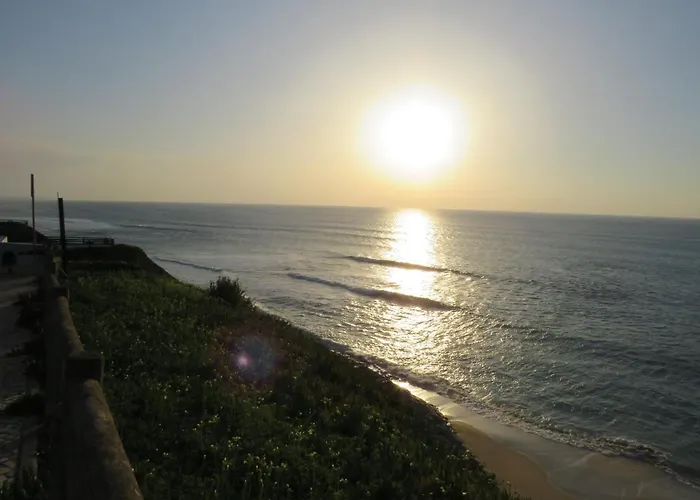 Azinhanca Do Mar Villa Lourinhã