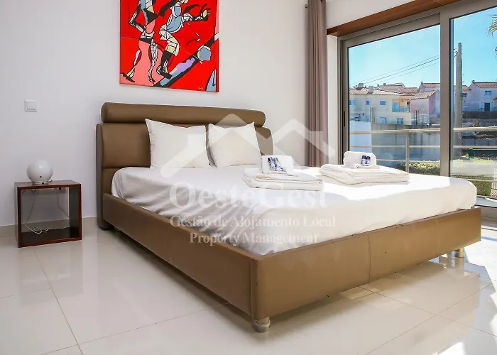 Azinhanca Do Mar Lourinhã