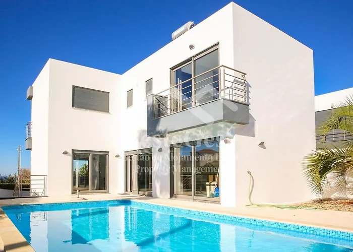 Azinhanca Do Mar فيلة *