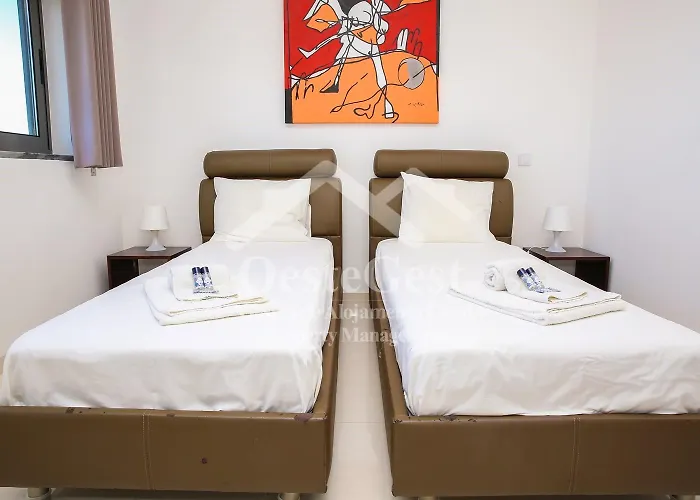 Azinhanca Do Mar * لورينها